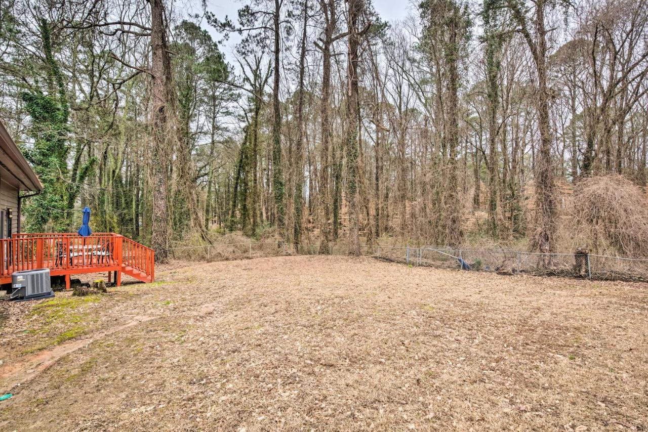 Atlanta Retreat With Deck In Greenbriar Area! Exterior foto